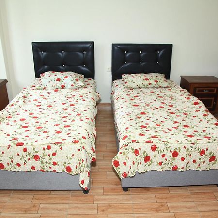 Batumi Hotel Экстерьер фото
